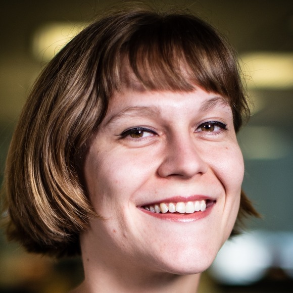 Meet your Posher, Amélie - Picture 1 of 1